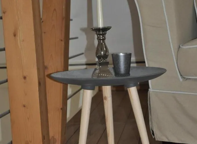 Alte Schmiede In Denkmalgeschuetzter Hofanlage