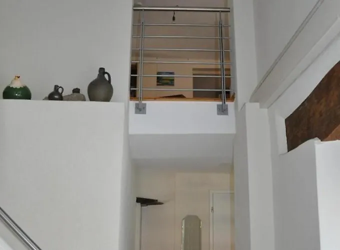 Alte Schmiede In Denkmalgeschuetzter Hofanlage